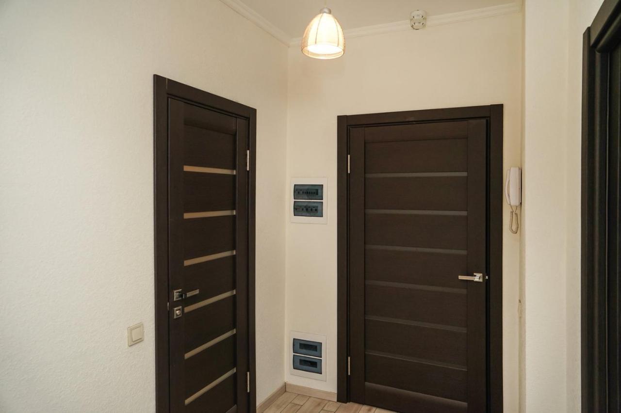 Kyiv Apartment On Chornovola 27 Esterno foto